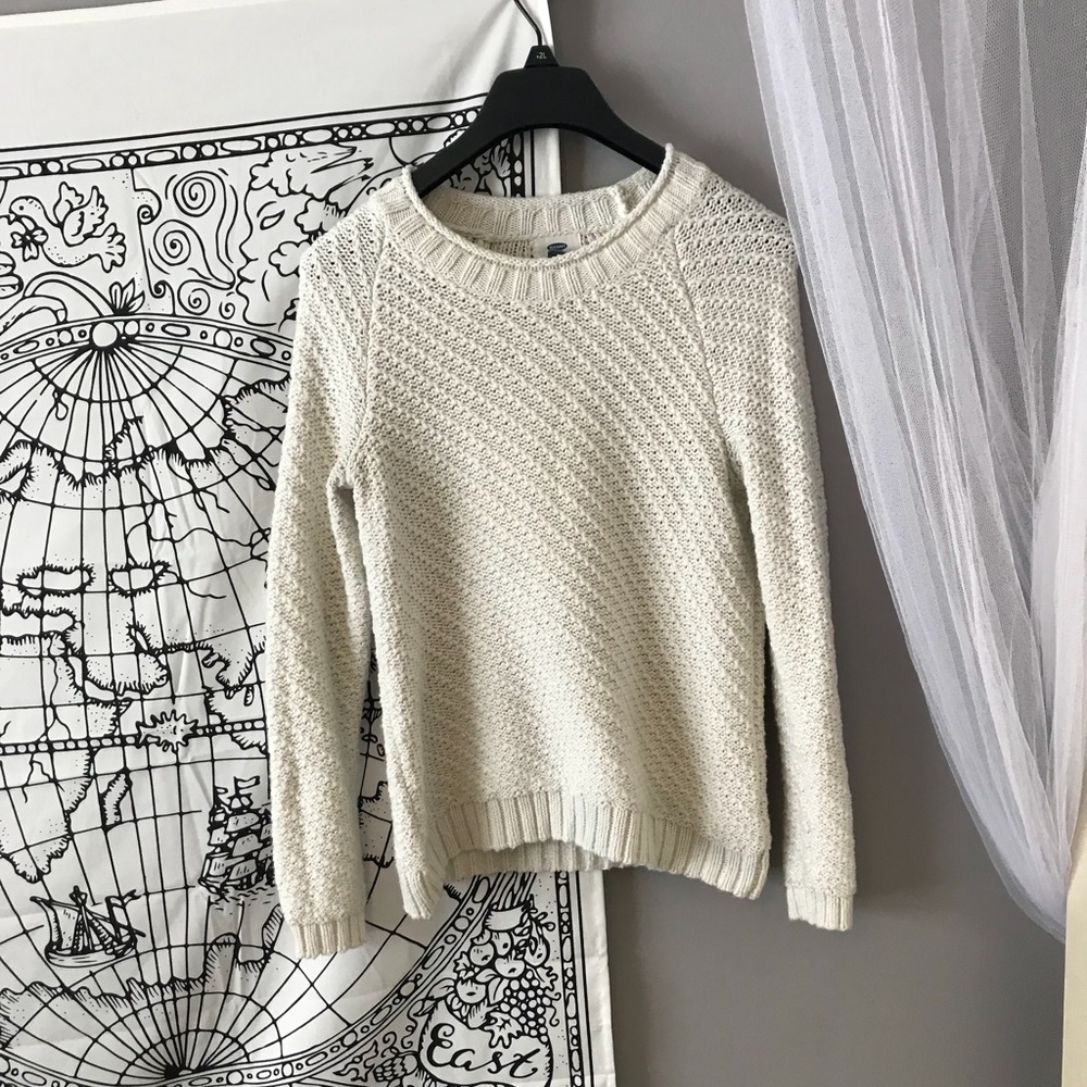 White knit sweater